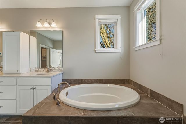 1164 SE Creekside Drive, College Place, WA 99324