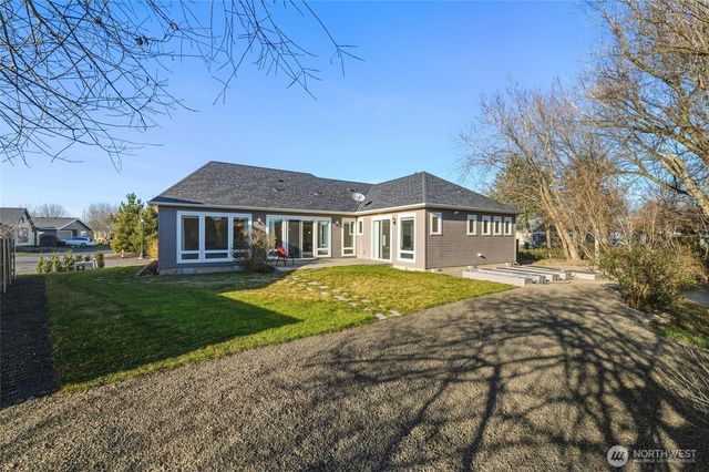 1164 SE Creekside Drive, College Place, WA 99324