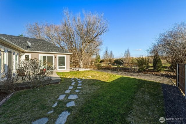 1164 SE Creekside Drive, College Place, WA 99324