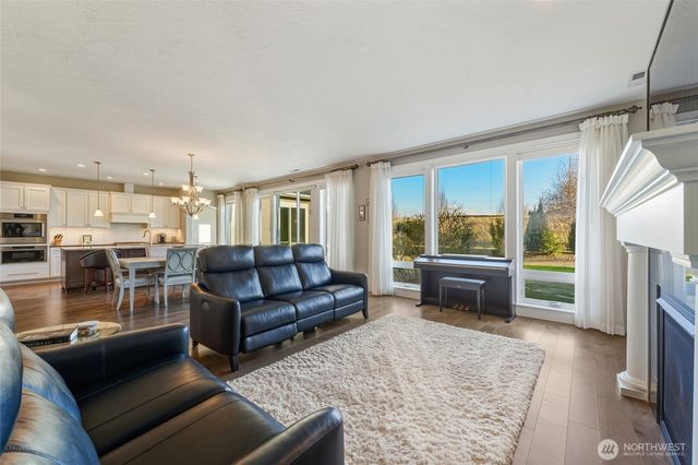 1164 SE Creekside Drive, College Place, WA 99324