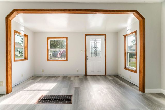 803 Carlton Street, Mishawaka, IN 46544