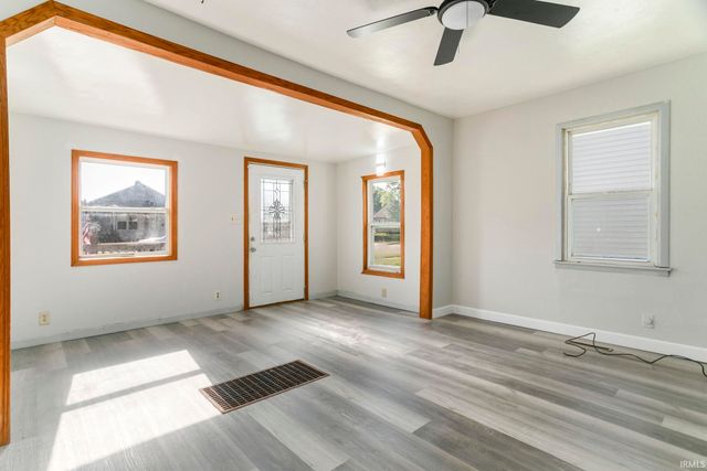 803 Carlton Street, Mishawaka, IN 46544