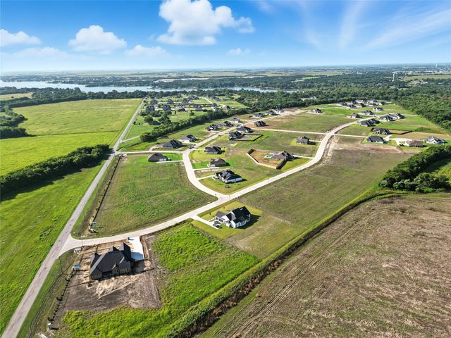 161 Aria Drive, Waxahachie, TX 75165