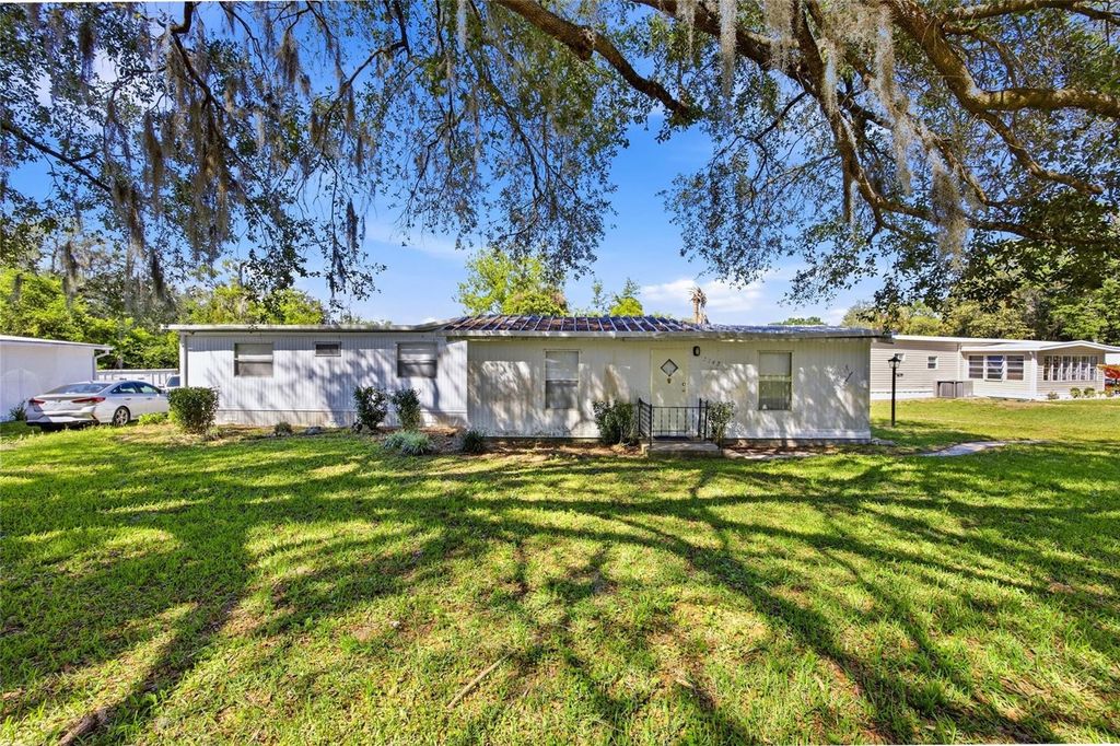 Image 2 of property listing at 3143 SW 92ND LANE, Ocala, FL 34476