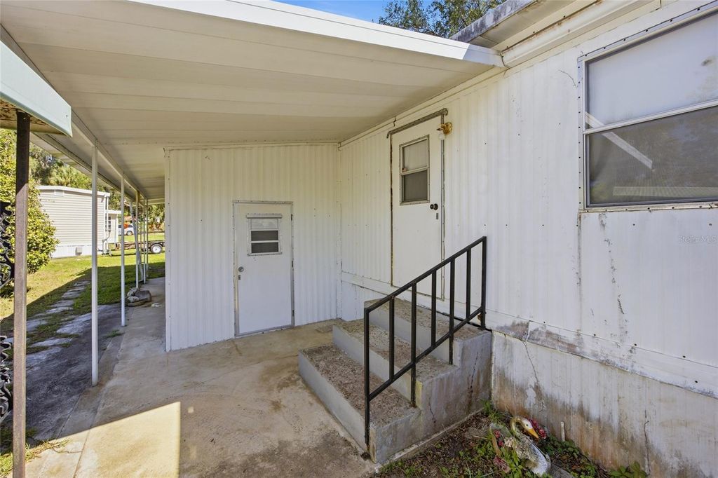 Image 26 of property listing at 3143 SW 92ND LANE, Ocala, FL 34476