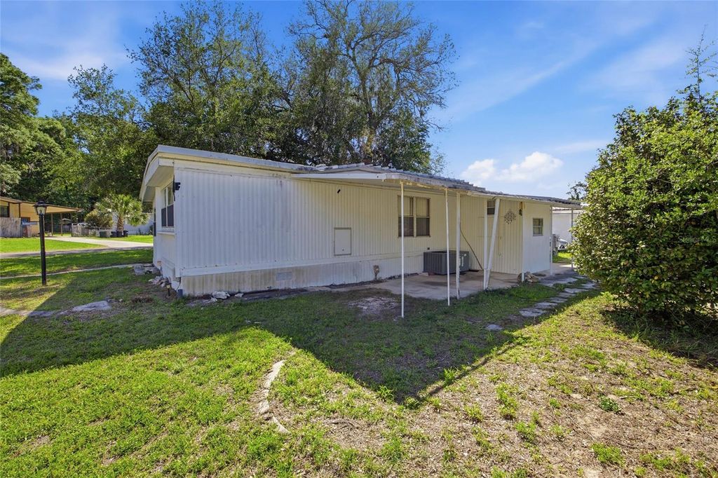 Image 28 of property listing at 3143 SW 92ND LANE, Ocala, FL 34476