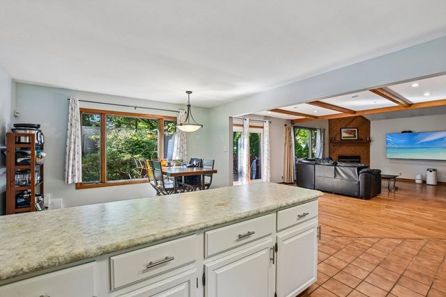 3007 Garden Lane, Crystal Lake, IL 60012