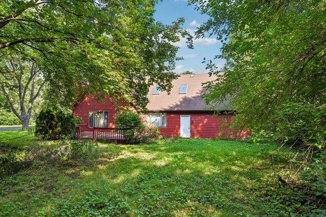 3007 Garden Lane, Crystal Lake, IL 60012