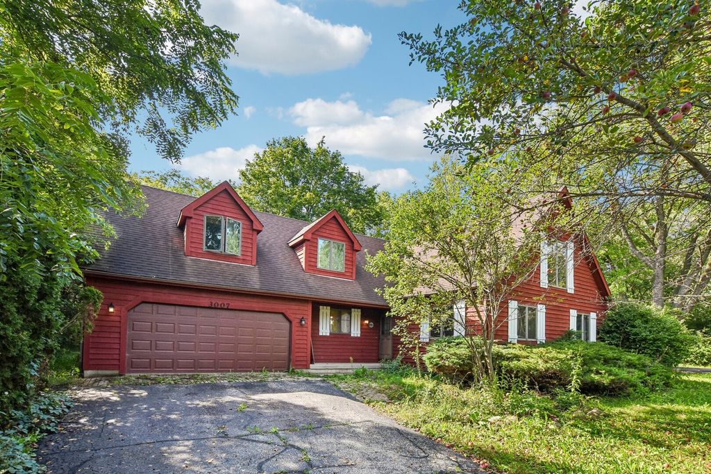 3007 Garden Lane, Crystal Lake, IL 60012