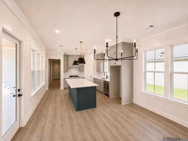 4063 Memorial Square, Zachary, LA 70791