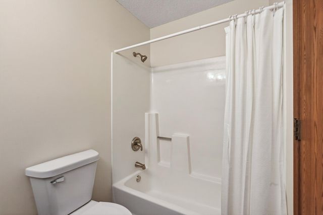 20 94th Circle NW 203NW, Coon Rapids, MN 55448
