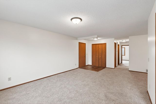 20 94th Circle NW 203NW, Coon Rapids, MN 55448