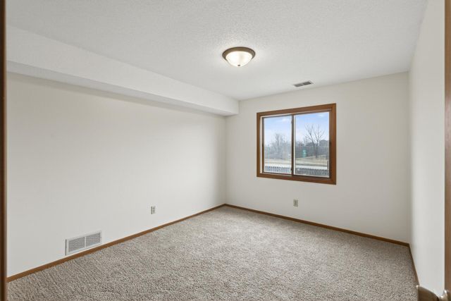 20 94th Circle NW 203NW, Coon Rapids, MN 55448
