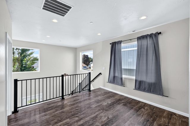2708 N Miami Ct, Spokane, WA 99217