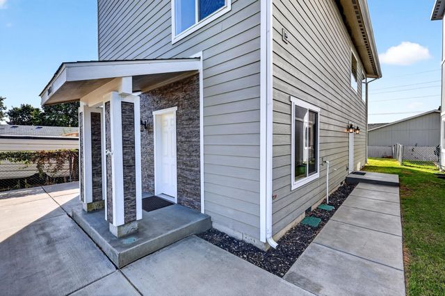 2708 N Miami Ct, Spokane, WA 99217