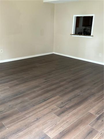 711 Crystal Springs CT, Virginia Beach, VA 23462