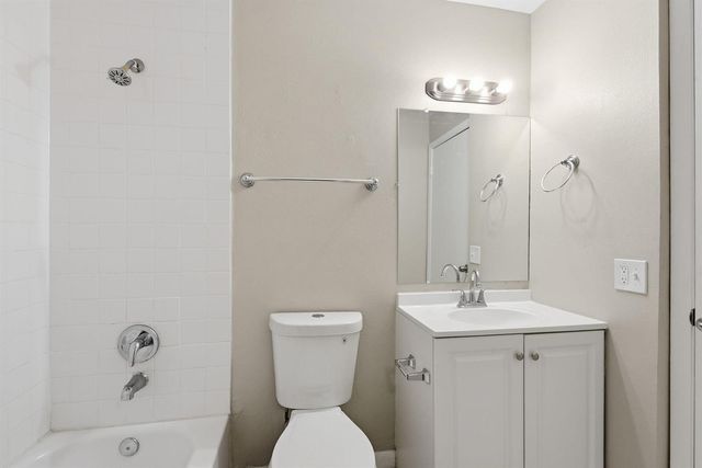 541 NW 82nd 377, Miami, FL 33126