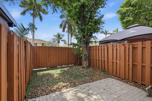 541 NW 82nd 377, Miami, FL 33126