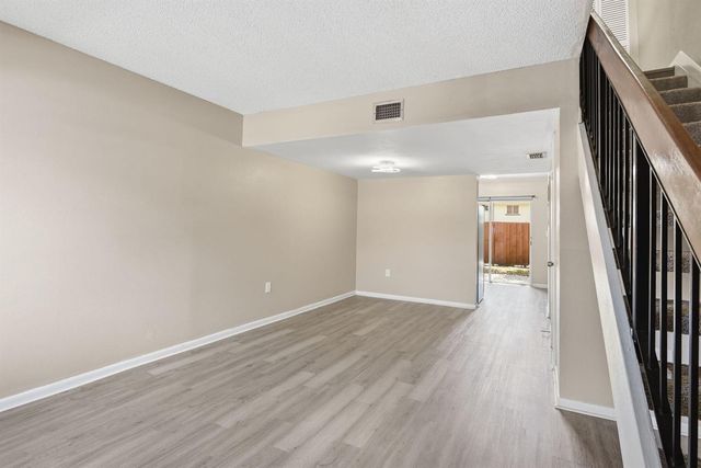 541 NW 82nd 377, Miami, FL 33126