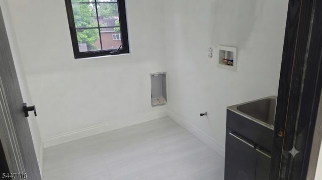 10 Poe Ave, Franklin Twp., NJ 08873