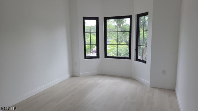 10 Poe Ave, Franklin Twp., NJ 08873