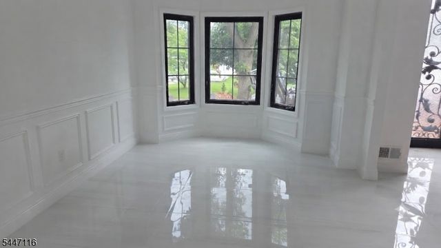 10 Poe Ave, Franklin Twp., NJ 08873