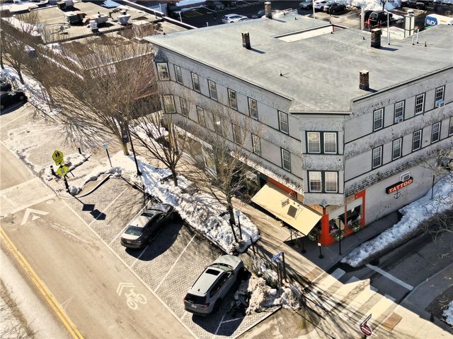 102 Broadway 2B, Newport, RI 02840