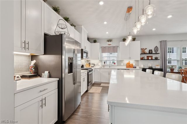 1450 Caymus Court, Avon, OH 44011