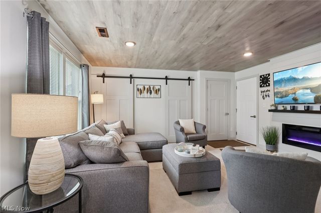 1450 Caymus Court, Avon, OH 44011