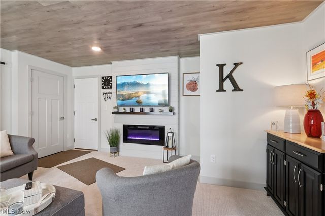 1450 Caymus Court, Avon, OH 44011