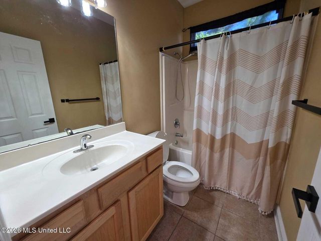 913 Park Row Avenue, Long Beach, MS 39560