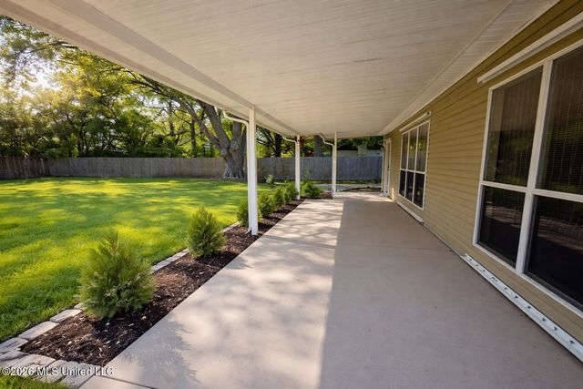 913 Park Row Avenue, Long Beach, MS 39560