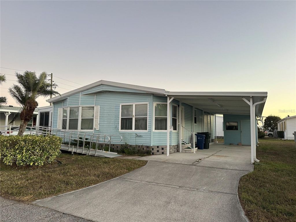 449 LANDSEDGE DRIVE, North Port, FL 34287