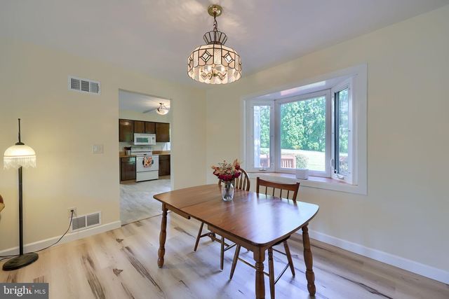 123 WESTVIEW DR, Shrewsbury, PA 17361