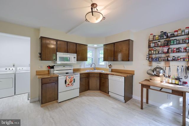 123 WESTVIEW DR, Shrewsbury, PA 17361