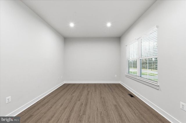 516 RUSHBROOK RD, Martinsburg, WV 25403