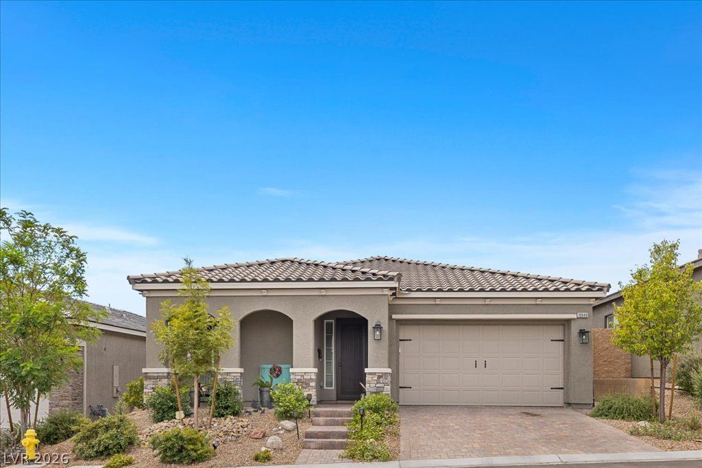10949 Nicholas Jay Avenue, Las Vegas, NV 89166 — photo 2