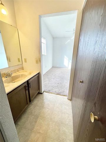 141 ASHLEY Drive, Fairview Heights, IL 62208