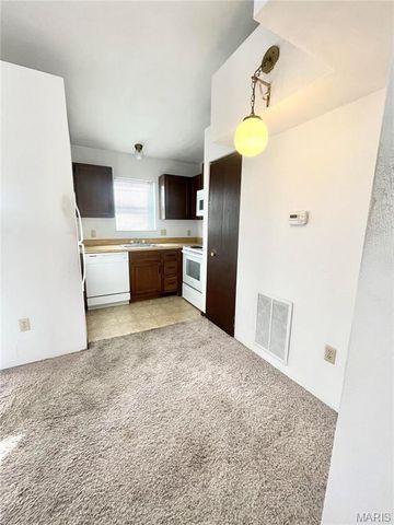 141 ASHLEY Drive, Fairview Heights, IL 62208