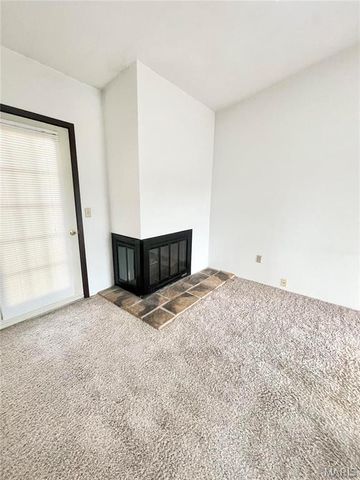 141 ASHLEY Drive, Fairview Heights, IL 62208