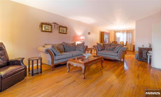 17A Garden Drive, Elmwood Park, NJ 07407