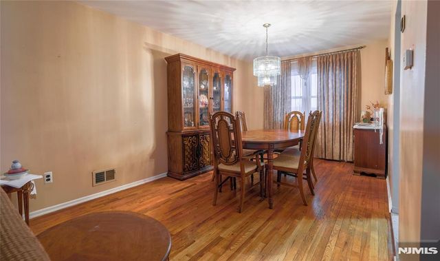 17A Garden Drive, Elmwood Park, NJ 07407