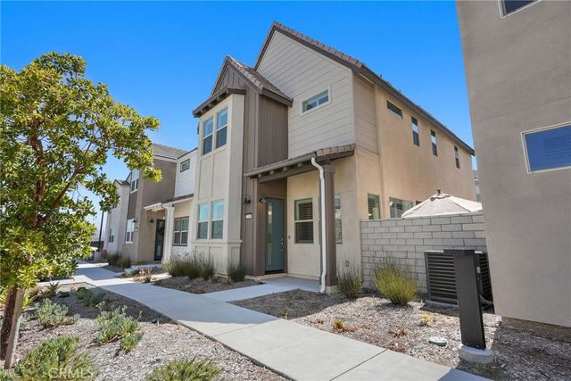 27367 Thunder Ridge Court, Valencia, CA 91381