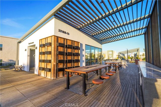 27367 Thunder Ridge Court, Valencia, CA 91381