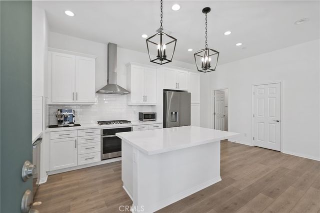 27367 Thunder Ridge Court, Valencia, CA 91381