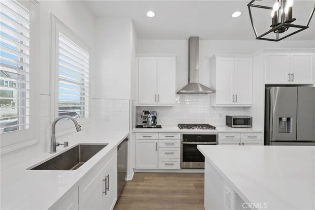 27367 Thunder Ridge Court, Valencia, CA 91381