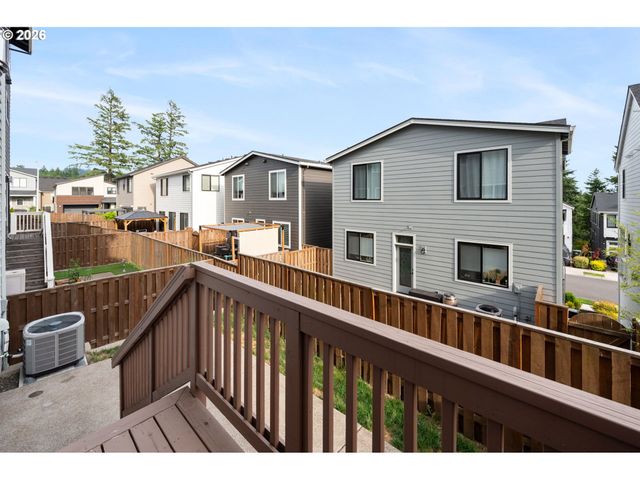 11614 Nw KEARNEY St, Portland, OR 97229