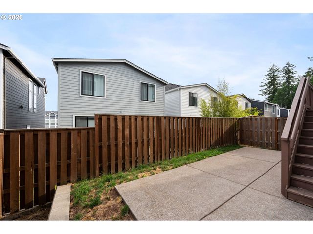 11614 Nw KEARNEY St, Portland, OR 97229