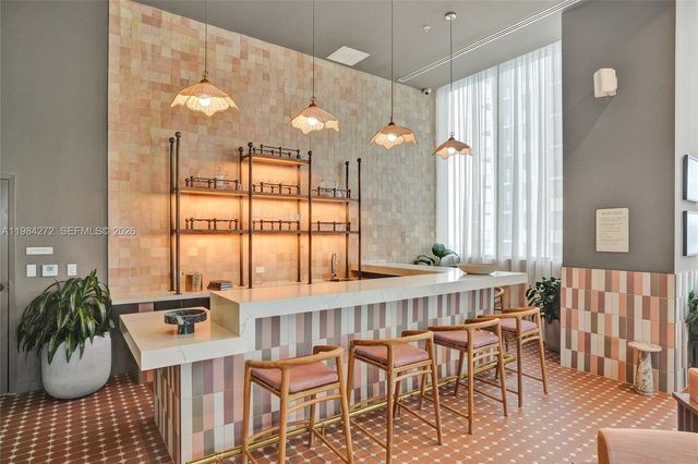 11 NE 6TH 1403, Miami, FL 33132