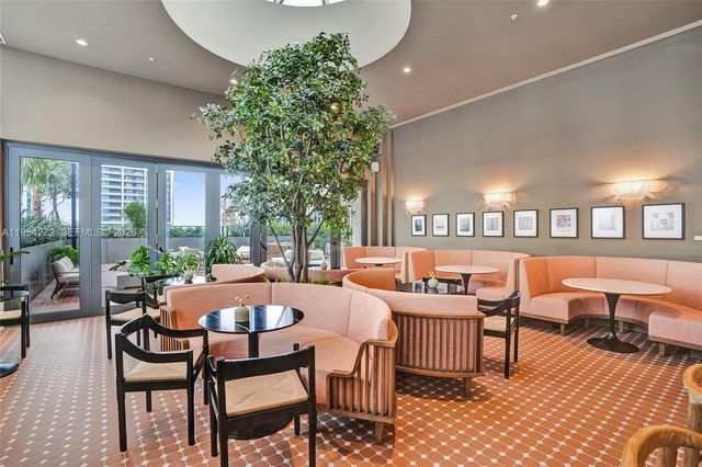 11 NE 6TH 1403, Miami, FL 33132